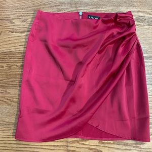 Bebe Skirt